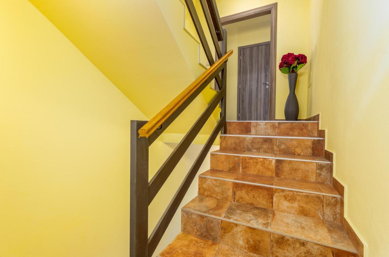 Apartmani Monte بولا المظهر الخارجي الصورة
